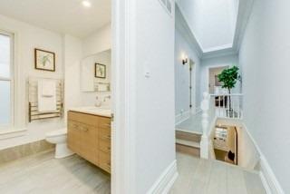 92 Willcocks St, House attached with 3 bedrooms, 2 bathrooms and 2 parking in Toronto ON | Image 9
