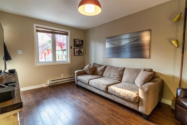 46 Gordon St, House semidetached with 3 bedrooms, 3 bathrooms and 4 parking in Toronto ON | Image 24