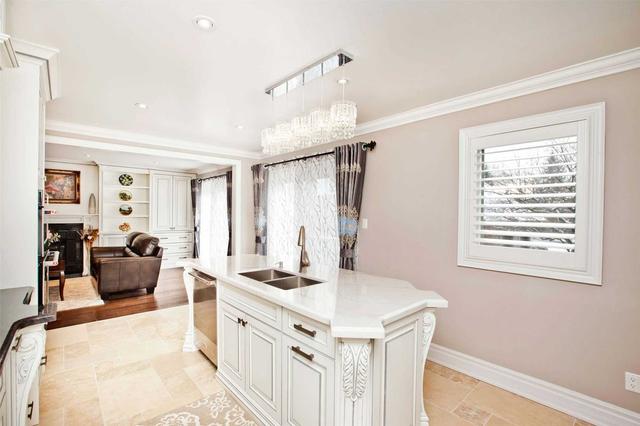 1 Lombardy Lane, House detached with 4 bedrooms, 5 bathrooms and 8 parking in Markham ON | Image 4