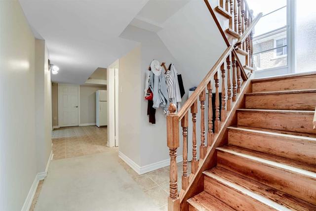 146 Achill Cres, House detached with 3 bedrooms, 3 bathrooms and 2 parking in Mississauga ON | Image 22
