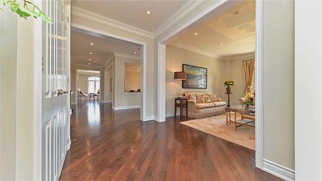 679 Valley Vista Dr, House detached with 4 bedrooms, 4 bathrooms and 4 parking in Vaughan ON | Image 35