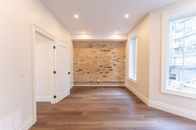 54 Stewart St, House semidetached with 5 bedrooms, 5 bathrooms and 0 parking in Toronto ON | Image 26