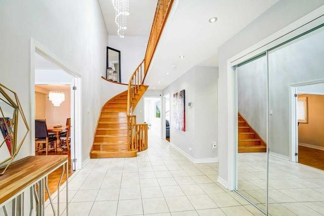 402 Forest Dr, House detached with 4 bedrooms, 5 bathrooms and 4 parking in Vaughan ON | Image 34