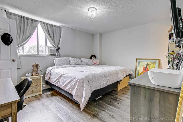 215 - 100 Wingarden Crt, Condo with 2 bedrooms, 2 bathrooms and 1 parking in Toronto ON | Image 10