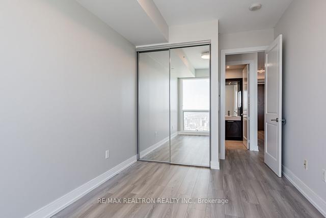 6404 - 388 Yonge St, Condo with 1 bedrooms, 1 bathrooms and 1 parking in Toronto ON | Image 14