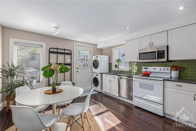 30 Adelaide Street, Townhouse with 2 bedrooms, 2 bathrooms and 2 parking in Ottawa ON | Image 8