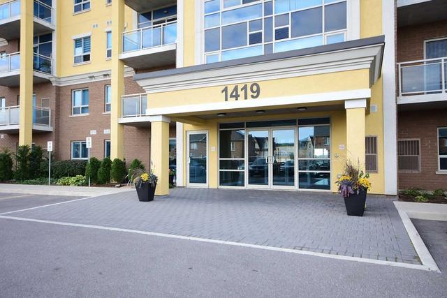 203 - 1419 Costigan Rd, Condo with 2 bedrooms, 2 bathrooms and 1 parking in Milton ON | Image 2
