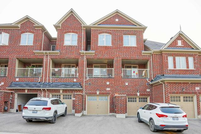 9475 Kennedy Rd, House attached with 3 bedrooms, 4 bathrooms and 2 parking in Markham ON | Image 6