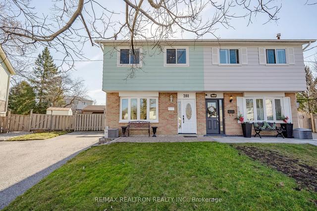 281 Rockway Crt, House semidetached with 3 bedrooms, 2 bathrooms and 3 parking in Newmarket ON | Image 1