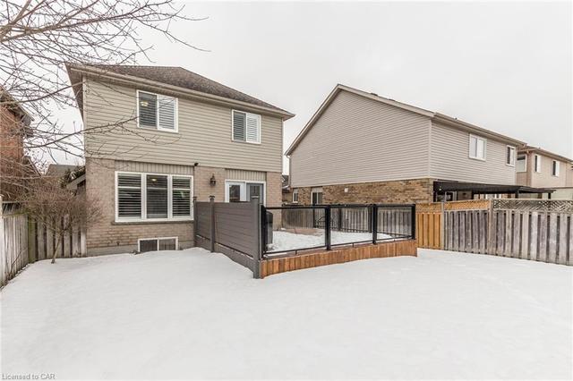 299 Kerwood Drive, House detached with 3 bedrooms, 1 bathrooms and 4 parking in Cambridge ON | Image 40