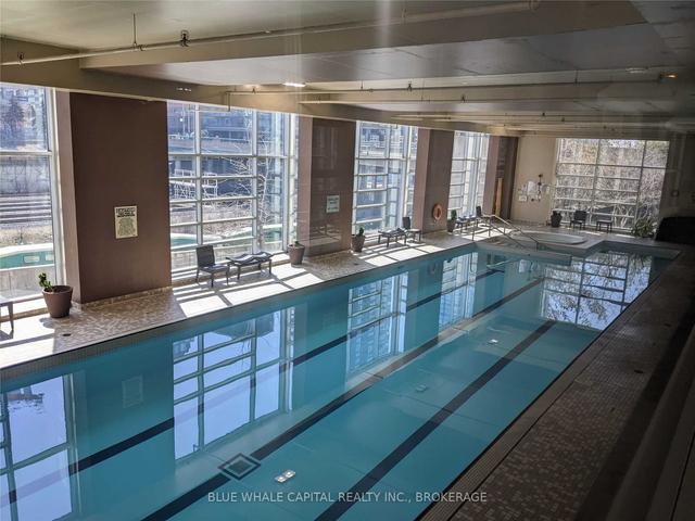 1001 - 381 Front St W, Condo with 1 bedrooms, 1 bathrooms and 0 parking in Toronto ON | Image 7