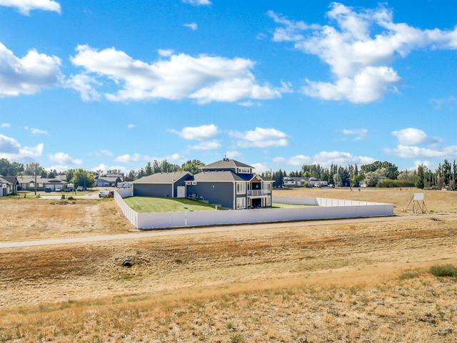 307 Yuma Court, House detached with 3 bedrooms, 2 bathrooms and 6 parking in Cypress County AB | Image 40
