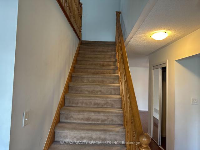 3239 Munson Cres, House detached with 4 bedrooms, 4 bathrooms and 4 parking in Burlington ON | Image 13