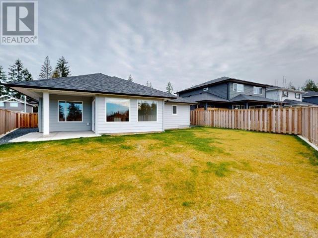 7295 Edgehill Crescent, House detached with 3 bedrooms, 2 bathrooms and 1 parking in Powell River BC | Image 20