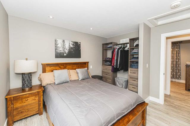 502 Sixth St, House detached with 3 bedrooms, 3 bathrooms and 4 parking in Collingwood ON | Image 3
