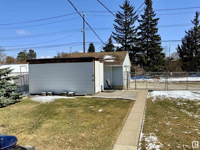 8611 76 St Nw, House detached with 4 bedrooms, 2 bathrooms and 4 parking in Edmonton AB | Image 29