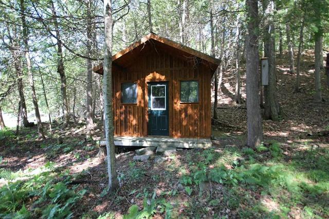 6541 Salmon Lake Road, House detached with 4 bedrooms, 2 bathrooms and null parking in South Frontenac ON | Image 32