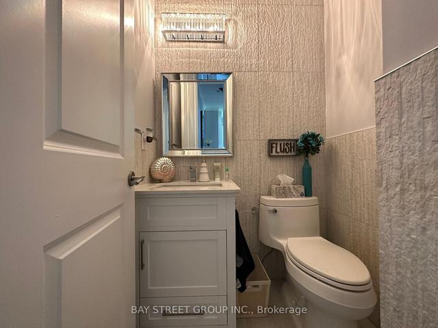 128 Thompson Ave, House detached with 3 bedrooms, 5 bathrooms and 3 parking in Toronto ON | Image 5