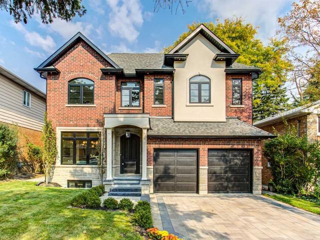 20 Arrowstook Rd, House detached with 4 bedrooms, 7 bathrooms and 6 parking in Toronto ON | Image 1