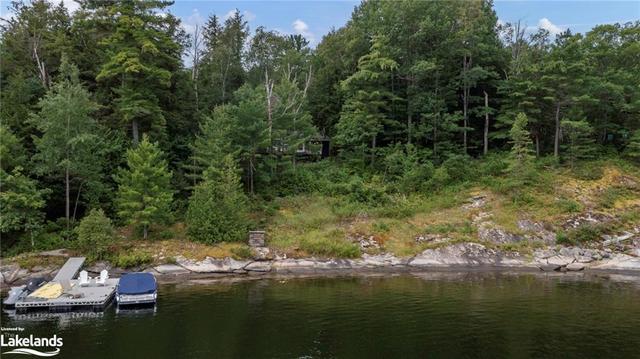 3158 Twelve Mile Bay Road, House detached with 3 bedrooms, 1 bathrooms and 5 parking in Georgian Bay ON | Image 11