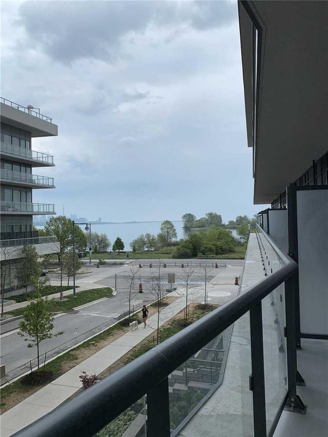 th02 - 39 Annie Craig Dr, Townhouse with 2 bedrooms, 3 bathrooms and 1 parking in Toronto ON | Image 16