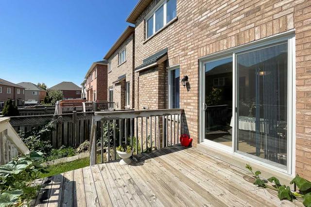 57 Vine Cliff Blvd, House attached with 3 bedrooms, 3 bathrooms and 2 parking in Markham ON | Image 16