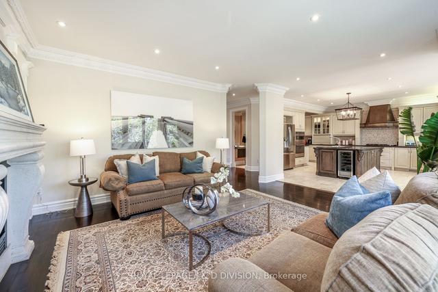 82 Munro Blvd, House detached with 5 bedrooms, 6 bathrooms and 6 parking in Toronto ON | Image 6