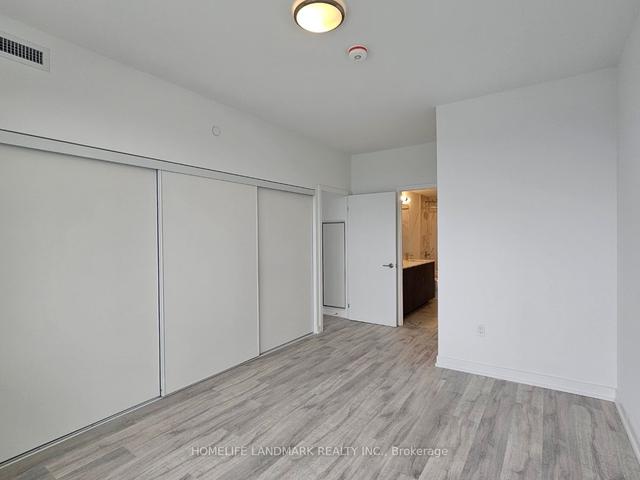 s1006 - 8 Olympic Garden Dr, Condo with 3 bedrooms, 2 bathrooms and 1 parking in Toronto ON | Image 21