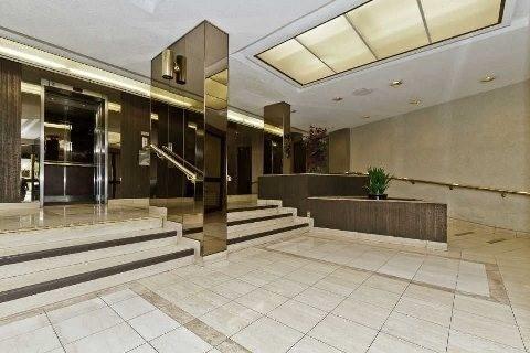 1003 - 716 The West Mall, Condo with 2 bedrooms, 2 bathrooms and 1 parking in Toronto ON | Image 2