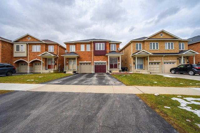 3637 Twinmaple Dr, House semidetached with 4 bedrooms, 4 bathrooms and 2 parking in Mississauga ON | Image 1