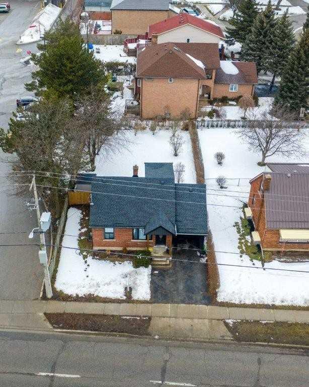 680 Victoria St, House detached with 2 bedrooms, 2 bathrooms and 2 parking in Kitchener ON | Image 16