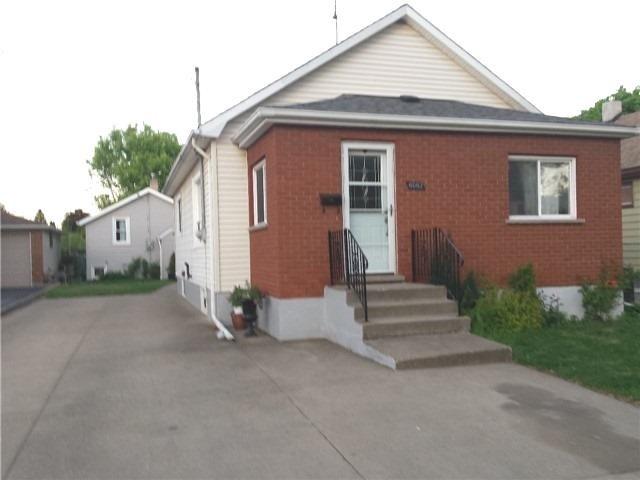 6090-92 Carlton Ave E, House detached with 3 bedrooms, 2 bathrooms and 4 parking in Niagara Falls ON | Image 1