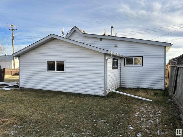 4910 47 St, House detached with 2 bedrooms, 1 bathrooms and null parking in Legal AB | Image 28