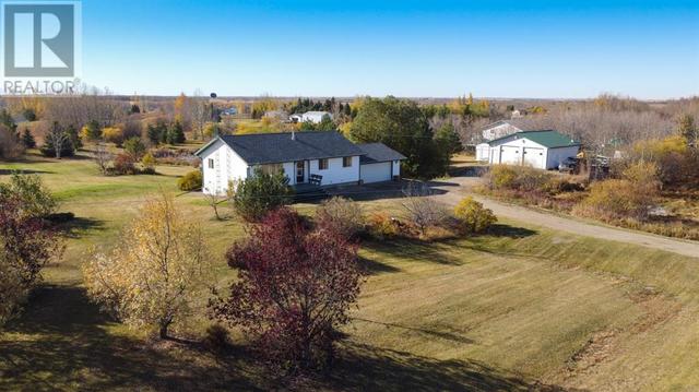 91 Marlene Drive, House detached with 4 bedrooms, 2 bathrooms and 8 parking in Vermilion River County AB | Card Image