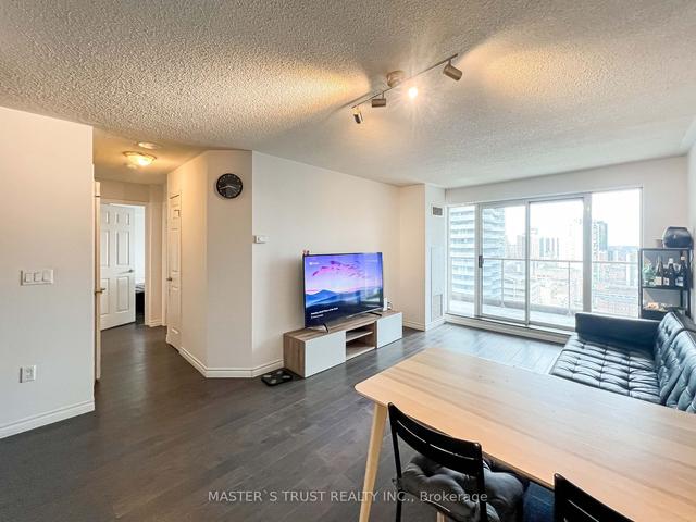 2308 - 909 Bay St, Condo with 2 bedrooms, 2 bathrooms and 1 parking in Toronto ON | Image 24