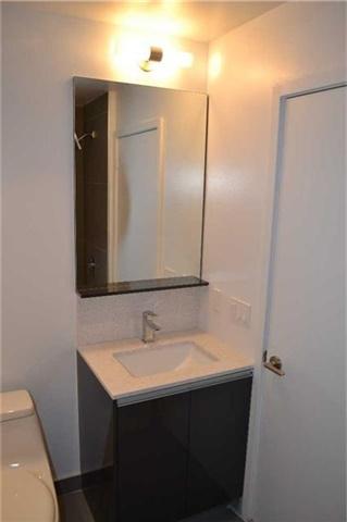 415 - 20 Gladstone Ave, Condo with 2 bedrooms, 1 bathrooms and 1 parking in Toronto ON | Image 11