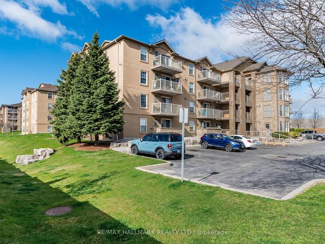 201 - 1800 Walkers Line, Condo with 2 bedrooms, 2 bathrooms and 1 parking in Burlington ON | Image 34