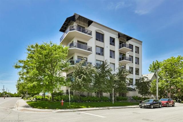 ph 1 - 50 Port Street E, House attached with 2 bedrooms, 2 bathrooms and null parking in Mississauga ON | Image 2