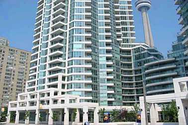 1025 - 230 Queens Quay W, Condo with 1 bedrooms, 1 bathrooms and 1 parking in Toronto ON | Image 1