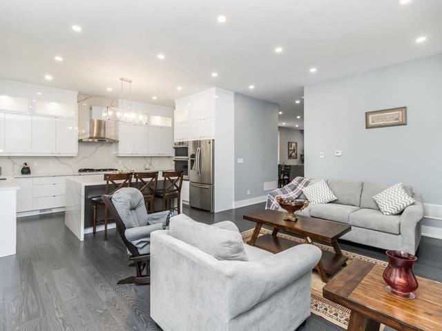 948 Third Street St, House detached with 4 bedrooms, 5 bathrooms and 4 parking in Mississauga ON | Image 9