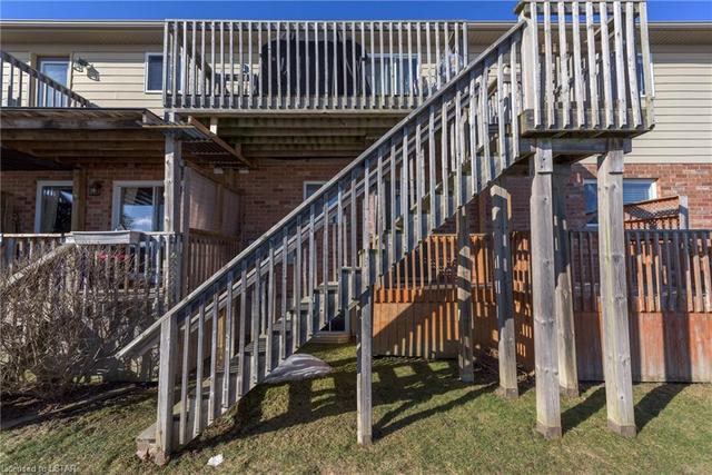 4 - 3320 Meadowgate Boulevard, House attached with 2 bedrooms, 1 bathrooms and null parking in London ON | Image 24
