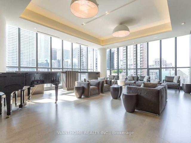1408 - 101 Charles St E, Condo with 1 bedrooms, 1 bathrooms and 0 parking in Toronto ON | Image 4