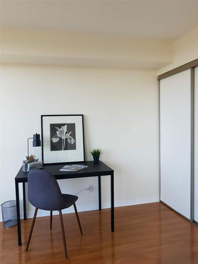 715 - 20 Guildwood Pkwy, Condo with 2 bedrooms, 2 bathrooms and 1 parking in Toronto ON | Image 5
