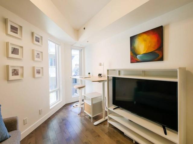 th1 - 127 Queen St, Townhouse with 2 bedrooms, 2 bathrooms and 1 parking in Toronto ON | Image 19
