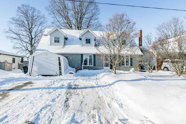 4 Dunlop St, House detached with 3 bedrooms, 3 bathrooms and 3 parking in Penetanguishene ON | Image 1