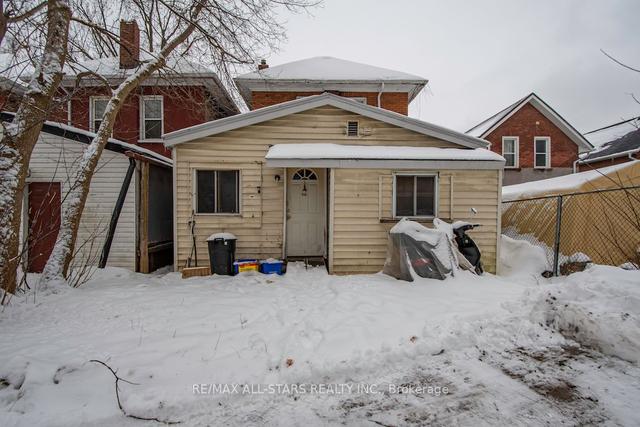 38 Lafayette Ave, House detached with 3 bedrooms, 2 bathrooms and 2 parking in Peterborough ON | Image 10