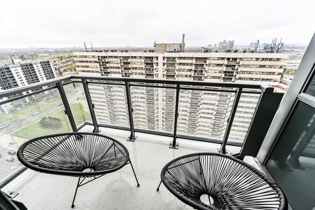 2102 - 30 Meadowglen Pl, Condo with 2 bedrooms, 2 bathrooms and 1 parking in Toronto ON | Image 16