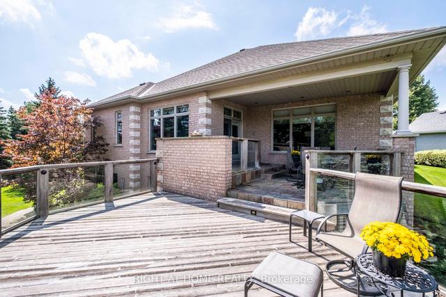 88 Parkside Dr, House detached with 2 bedrooms, 3 bathrooms and 4 parking in Guelph ON | Image 8