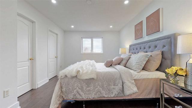 82 Brightsview Dr, House semidetached with 3 bedrooms, 4 bathrooms and 3 parking in Richmond Hill ON | Image 15