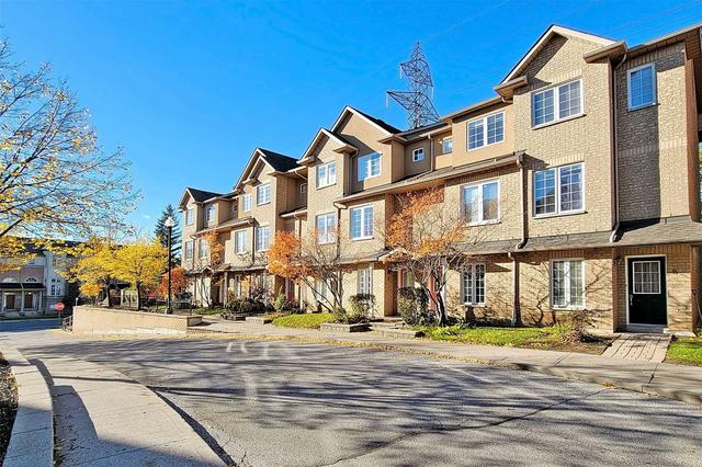 5 - 2 St Moritz Way, Townhouse with 3 bedrooms, 3 bathrooms and 2 parking in Markham ON | Image 1